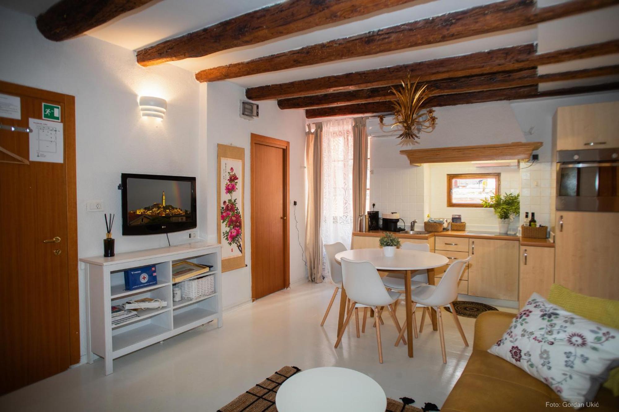 Apartment Jolli Ровинь Экстерьер фото